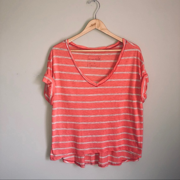 We The Free Free People V Neck High Low Tee Shirt - Picture 3 of 8